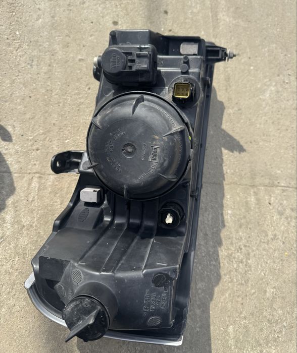 Faruri Land Rover Freelander de Europa