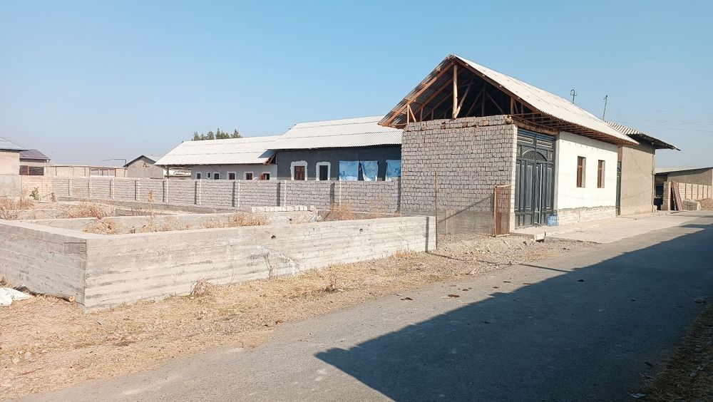 Yer sotiladi Nurafshon