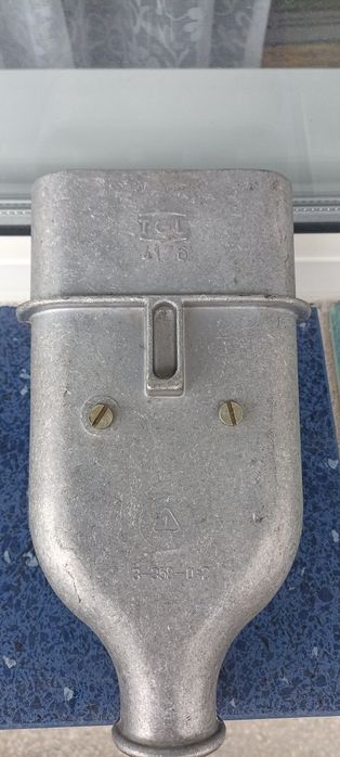 Трифазен конектор (щепсел)  - 63 А - ГДР