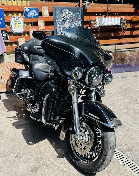 Harley Davidson Electra Glide Limited / Street