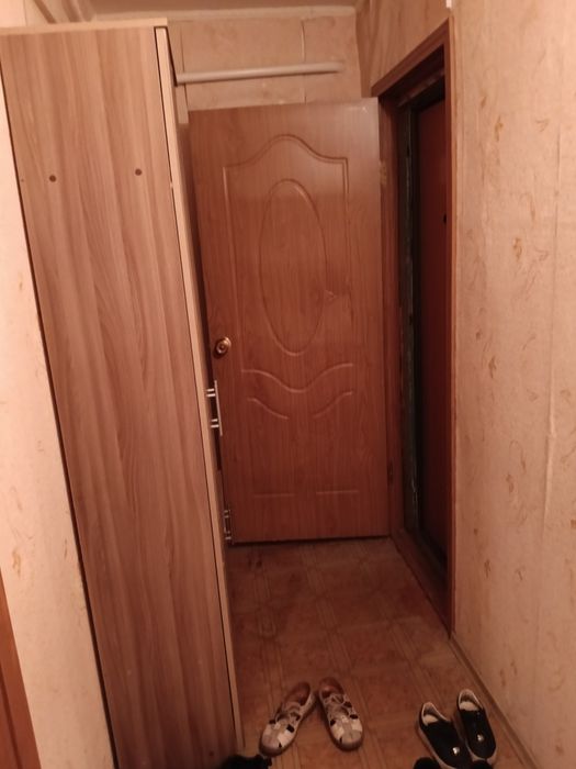 Продам 1к магазин Северный 2/5
