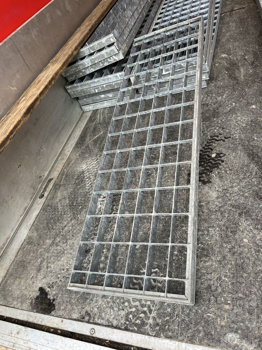 Trepte zincate zincate