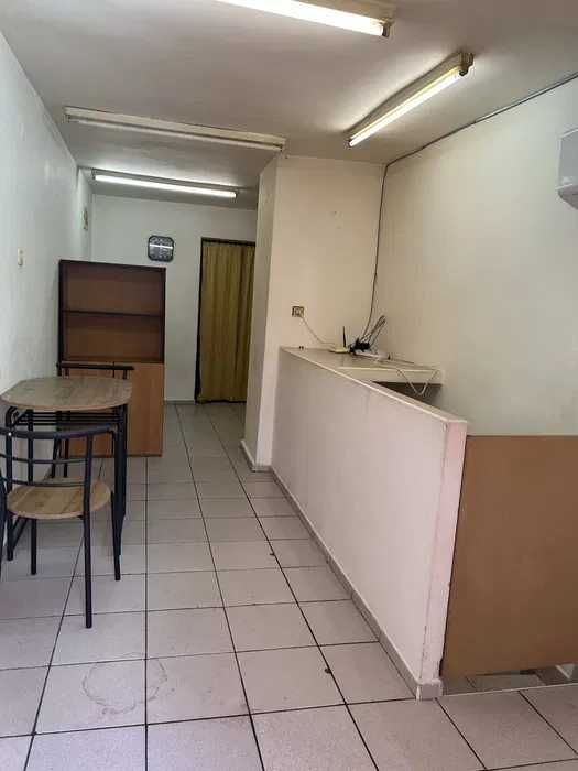 Дава се под наем Магазин в София, Център - 29 кв.м за 255 € - Снимка #2