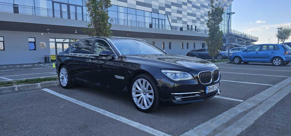BMW 750 LD xDrive 381 CP