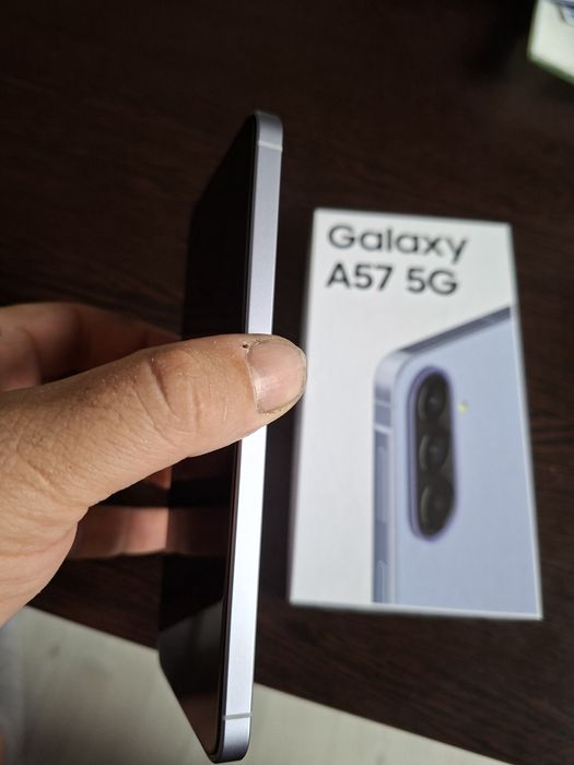 Vand Samsung A57 5G 128 GB Awesome Lilac nou