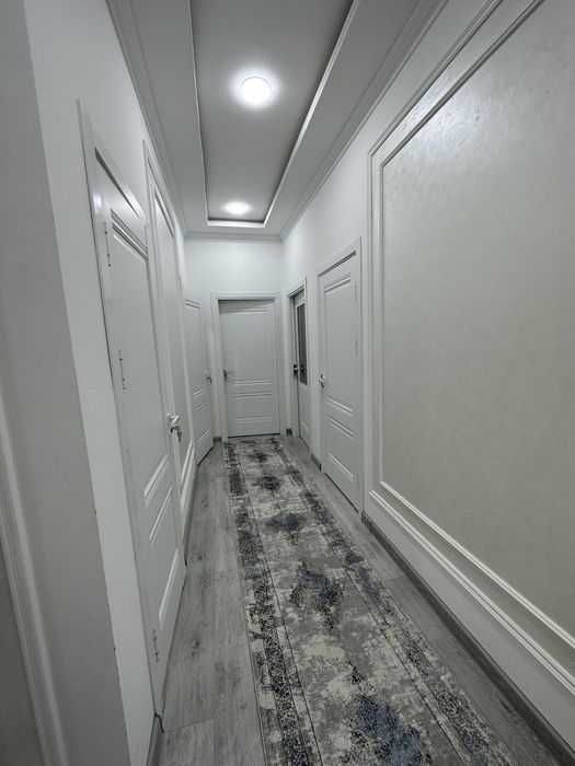 Ц-13 (ЛАБЗАК) 3х комнатная с обстановкой!