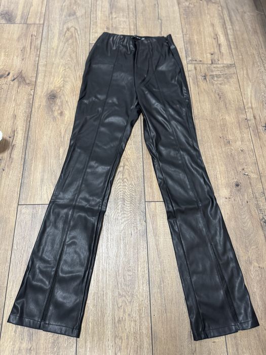 Дамски кожени панталони