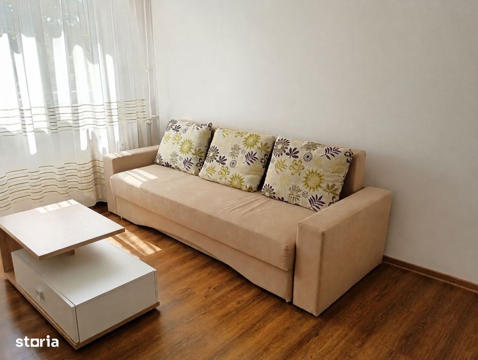 Vând apartament 2 camere ultracentral renovat, mobilat, 2 balcoane, AC — fotografia 3