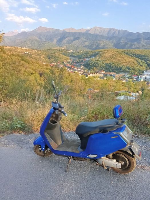 Электрический мопед скутер