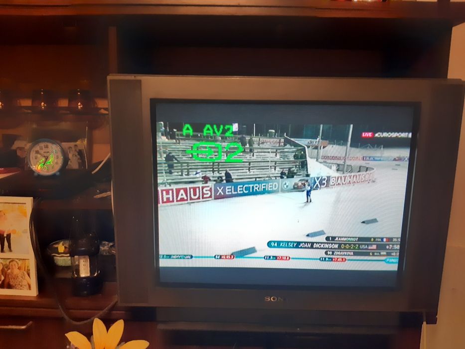 Телевизор Сони Тринетрон