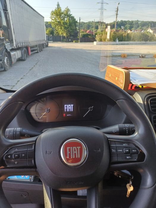Vând  Fiat Ducato prelată 10 europaleti.