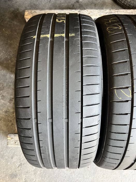 2 anvelope vara 235/35/19 , Falken , DOT 2021