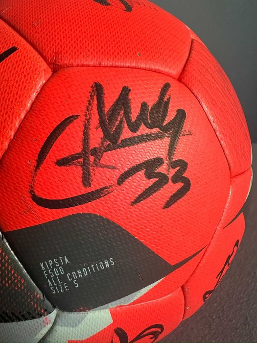 Minge fotbal semnata de U Cluj