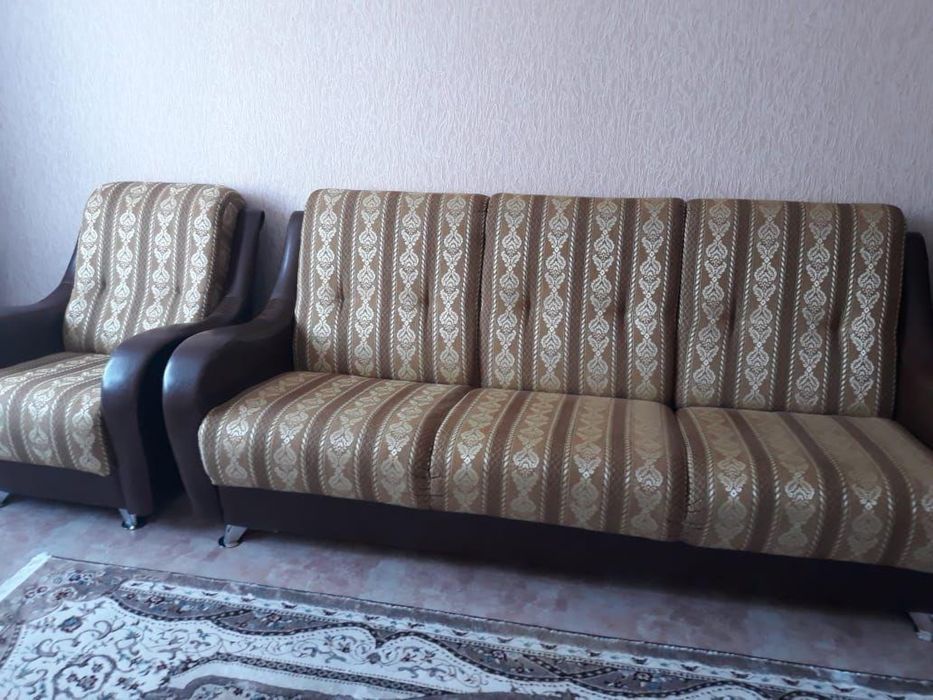 Продам диван и 2 кресла