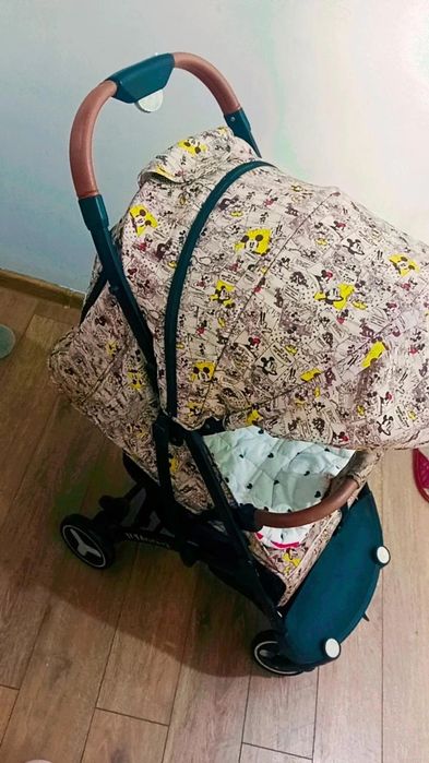 Коляска детская с матрасиком вместе отдам