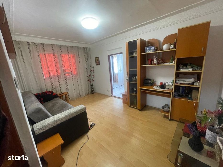 Apartament 2 camere, Craiovita - zona Materna