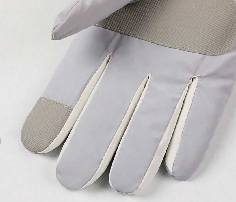 СКИ Ръкавици-Водоустoйчиви и Топлозадържащи