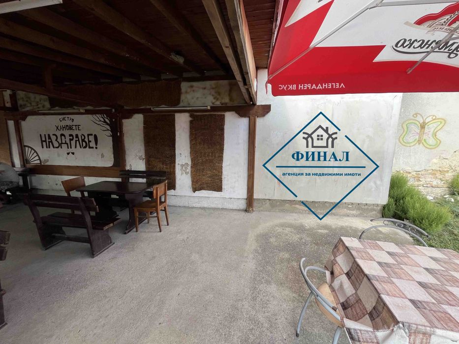 Търговски обект в с. Хан Крум