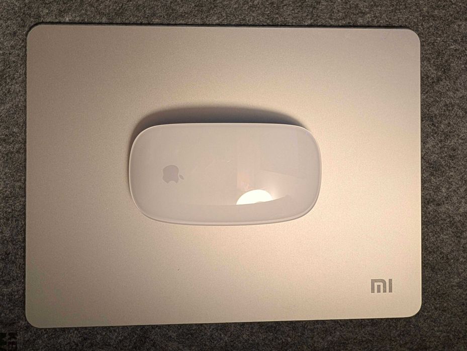 Apple Magic Mouse (gen 2) // A1657