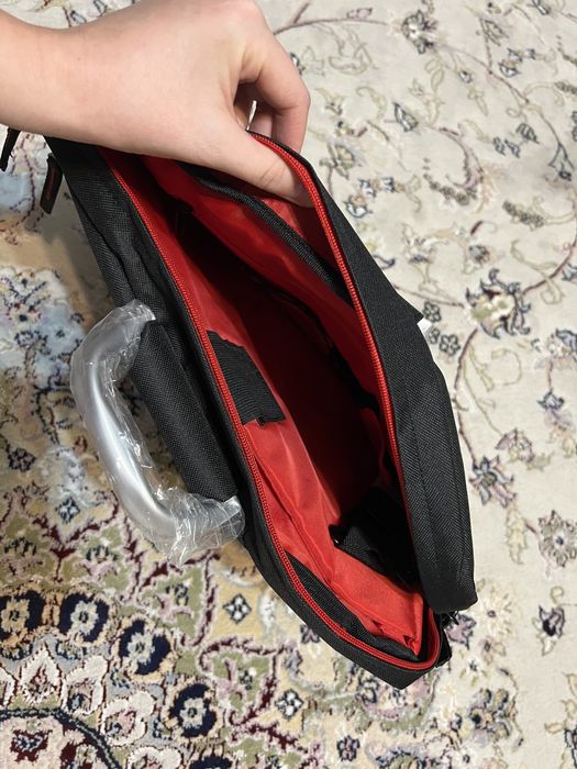 НОВАЯ сумка для ноутбука