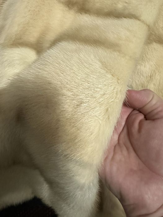 Шуба норковая 2 шт