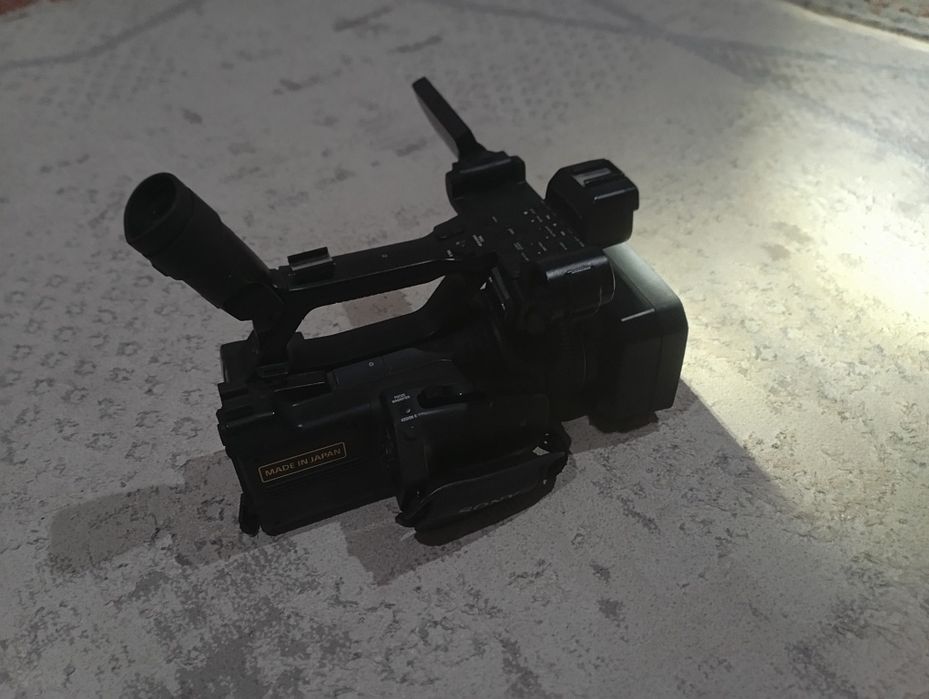 Продается камера sony hxr-nx3