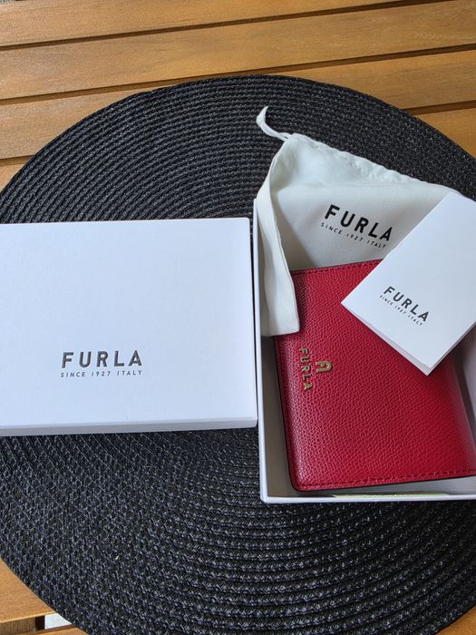 Портфейл   FURLA