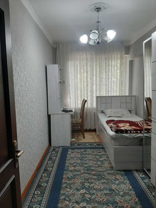 Продам 4-х комнатную квартиру (90кв.м) на Ц-4.Кирпич.4/4/4