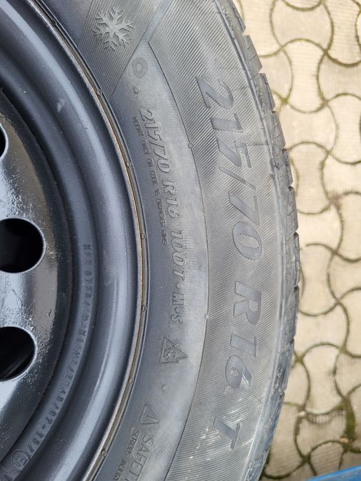 Vind anvelope iarna matador 215/70R16 215/70R16