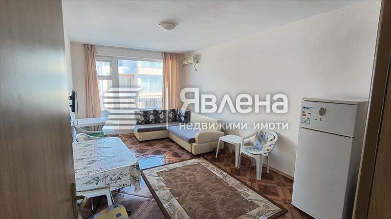 Продава се Двустаен апартамент в к.к. Слънчев бряг - 63 кв.м за 1000 €/кв.м - Снимка #1
