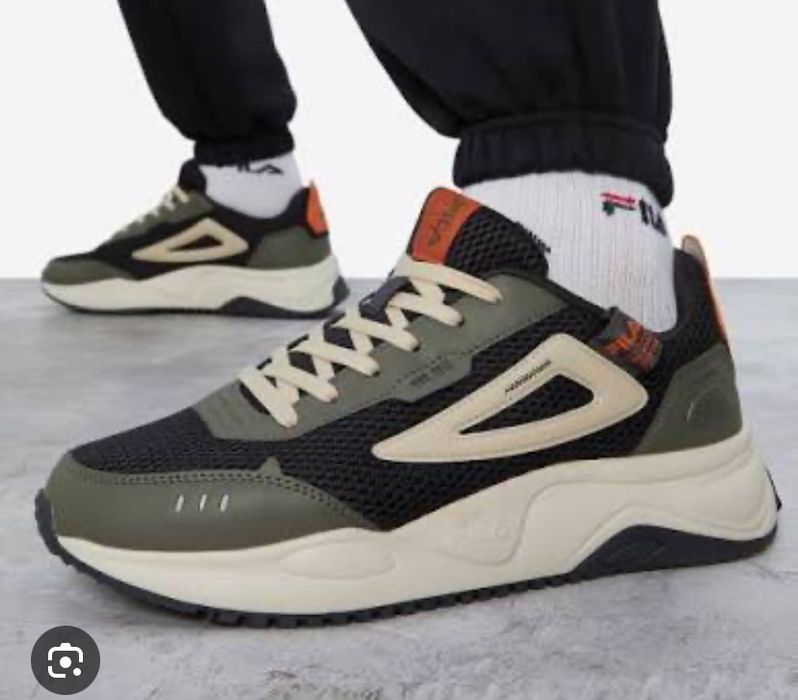 Кроссовки Fila оригинал покупали в Спормастере