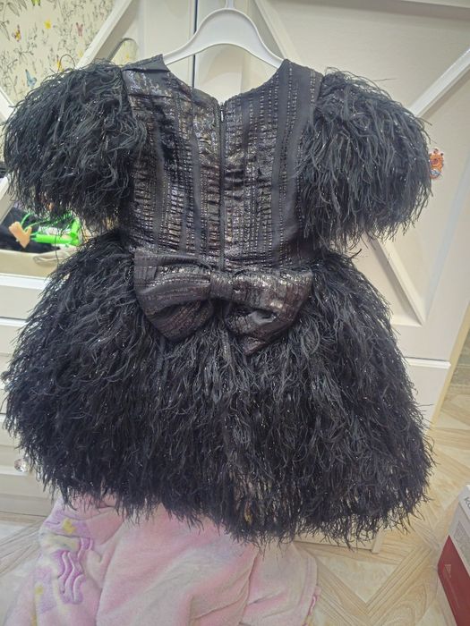 Продам нарядное детское платье