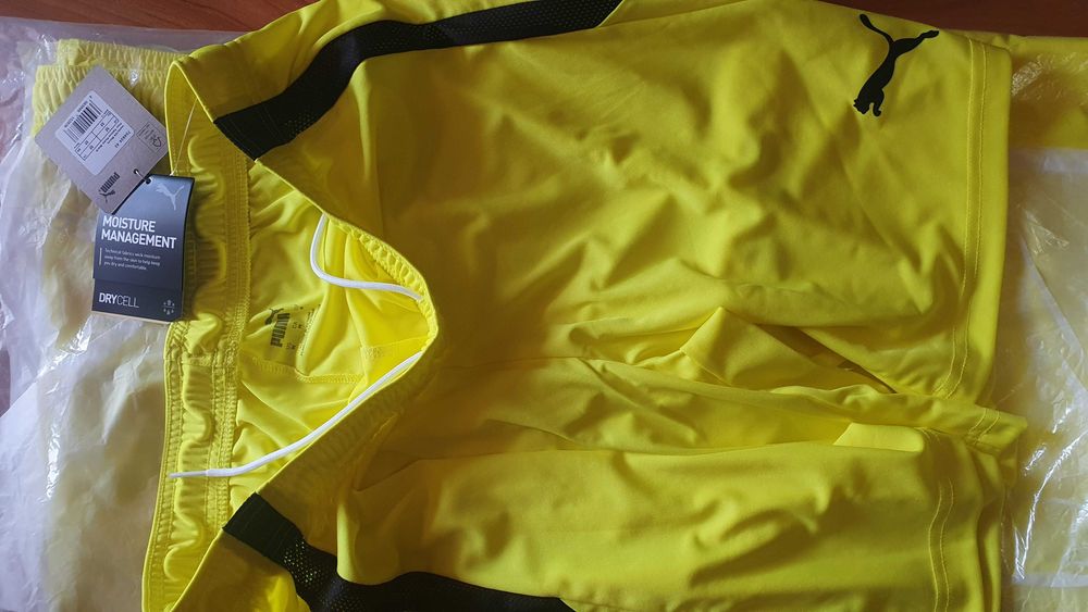 Pantaloni scurti Puma teamLIGA 70492442 barbati, galbeni M, L si XL