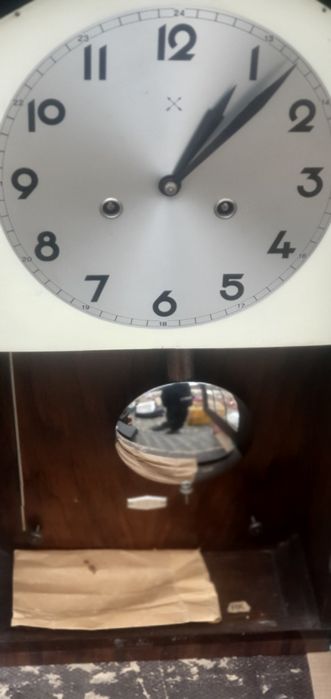 ceas de perete cu pendul