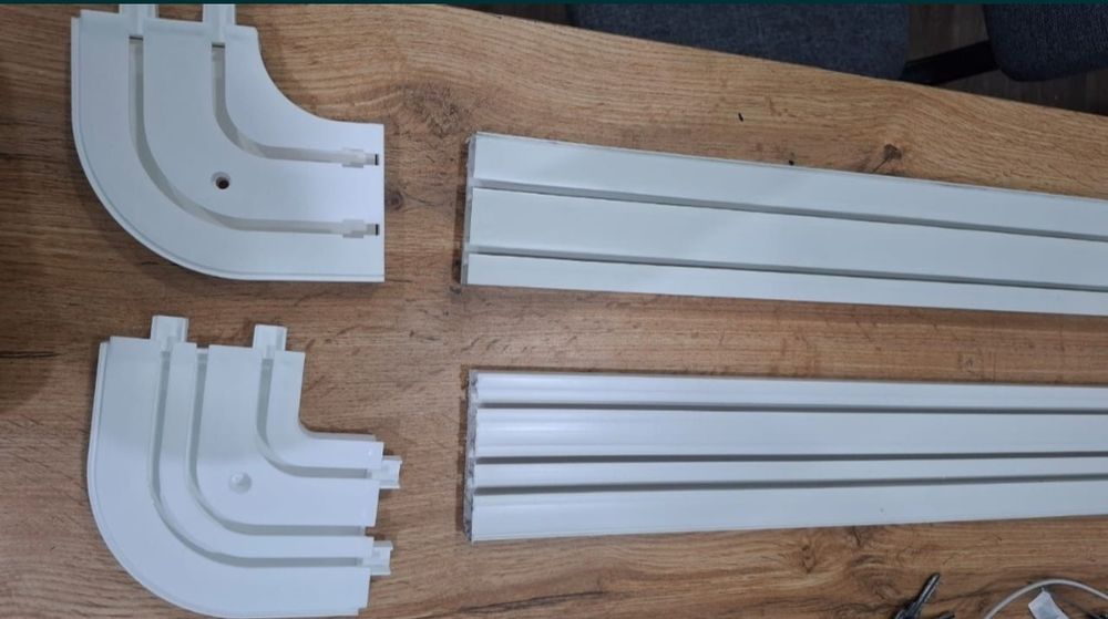 Карниз для штор с ленты