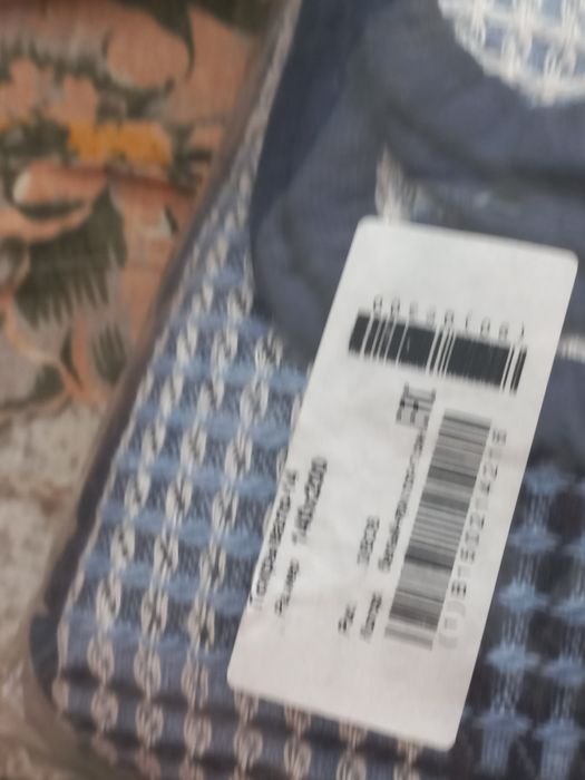 Новое   покрывало  полуторка. 140×200 см.  В  клетку,