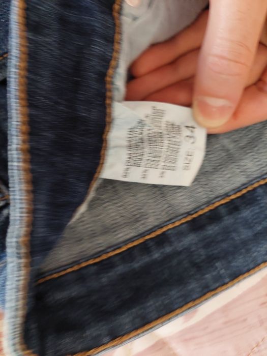 Мъжки тъмни сини дънки - 34 размер