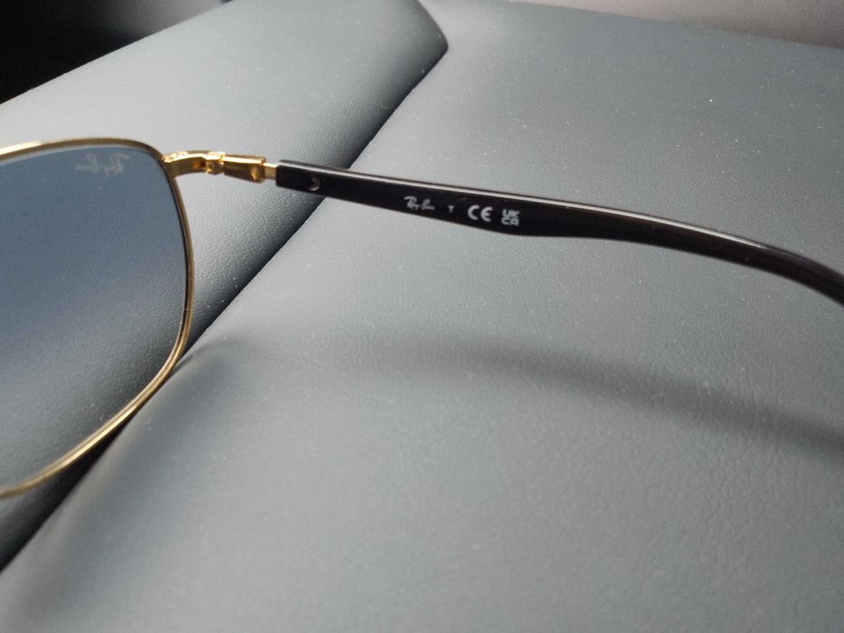 Ochelari de soare Ray Ban  RB 3702 gradient blue