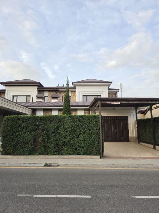 2.5 сотки , Центр Луначарского , 7 комнат