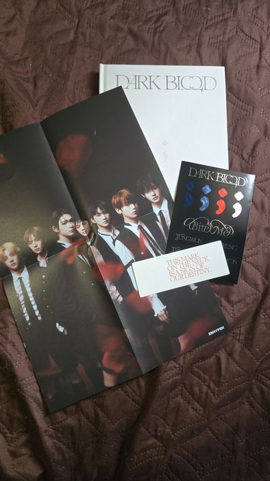 Kpop/кпоп албуми на Enhypen