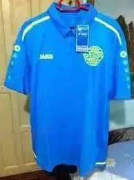 Tricou Metaloglobus Bucuresti  --  Banii merg la un baiat bolnav de cancer.