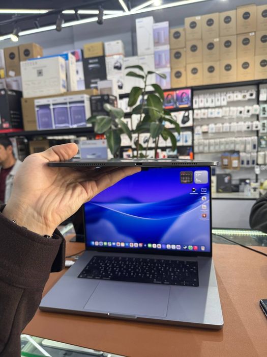 iPad Pro 13 " M4 512 Wifi Nasiyaga ham beriladi