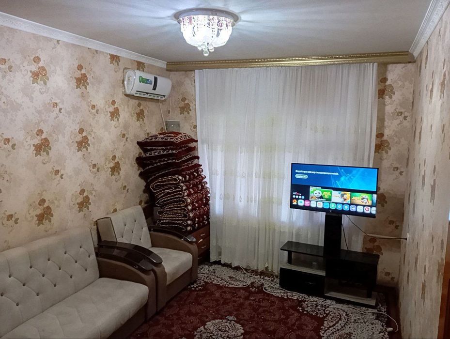 Продаётся 2 /5/5 квартира на Ахмад Югнакий. Ипотека