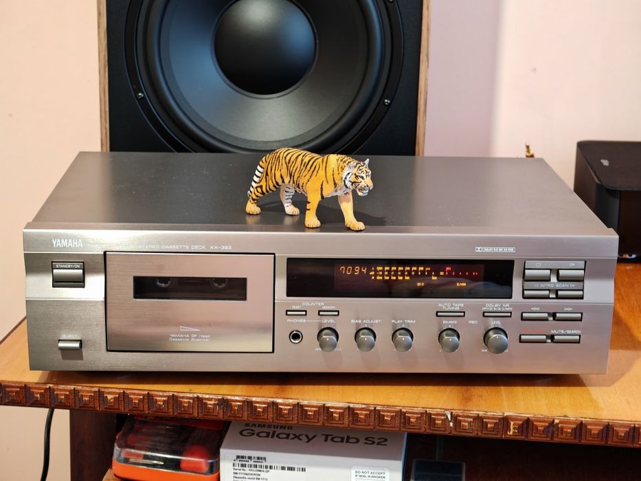 Yamaha KX-393. Tape deck superb. Sunet top. Ca nou. Preț fix !