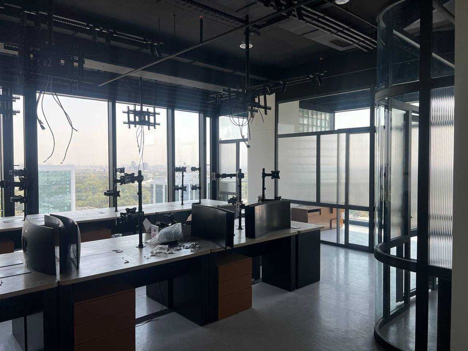 АРЕНДА ОФИС Nest One 92м2 с мебелью стройных.