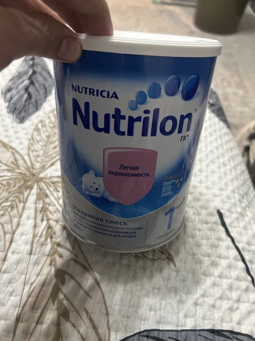 Продам смесь детскую