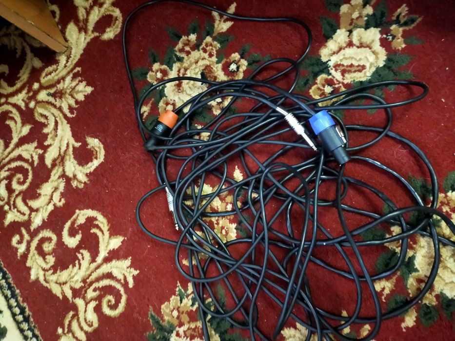 Продам акустические колонки