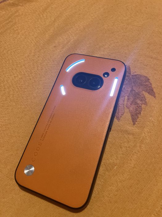 Продавам NOTHINGPHONE  2a 12gb с  256gb вътрешна памент
