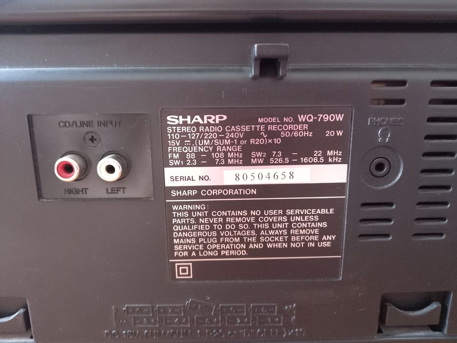 Radio sharp- casetofon