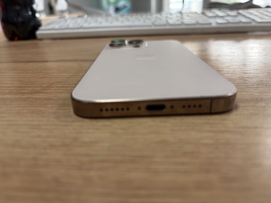 Iphone 16 pro MAX 512 Gold
